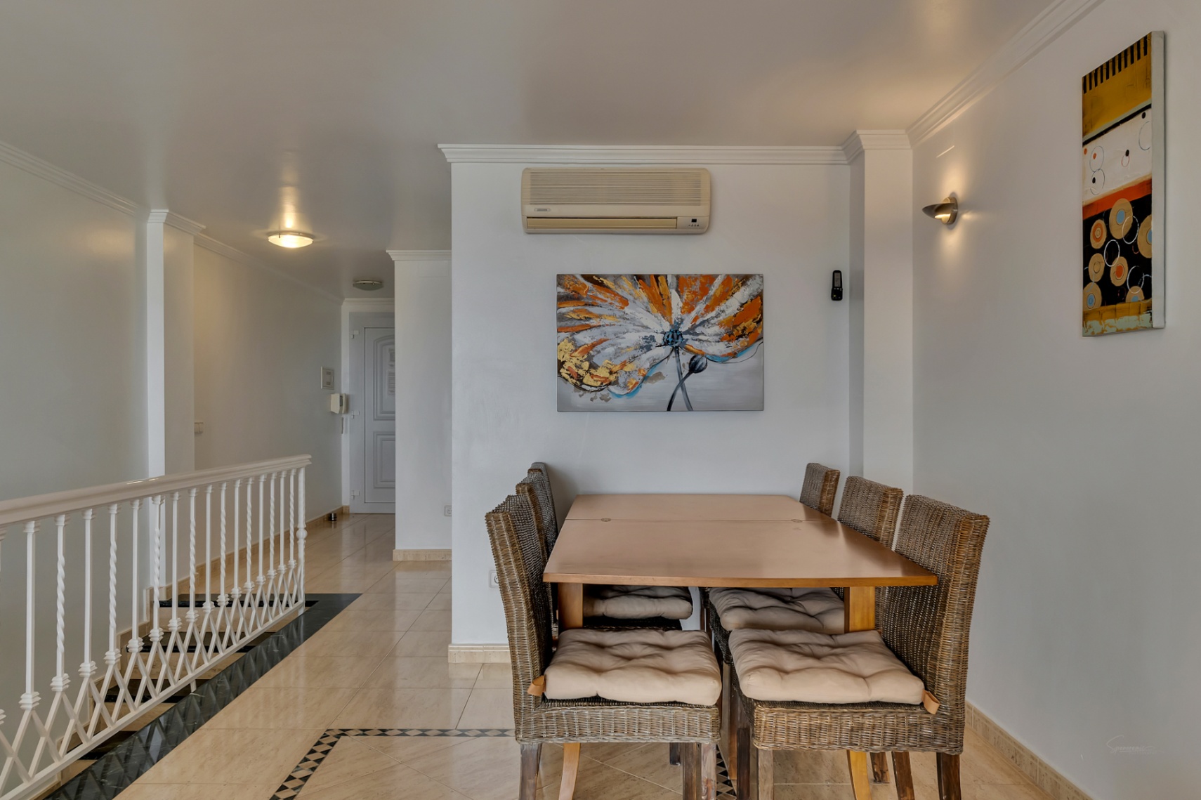 Dúplex exclusivo de 3 dormitorios en primera línea de playa en Moraira