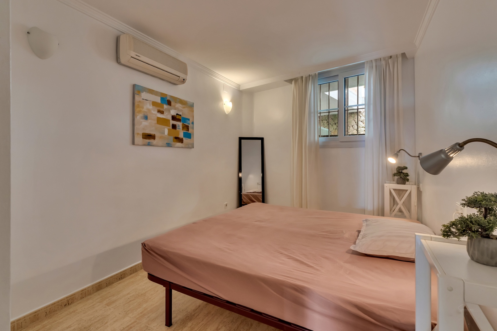 Dúplex exclusivo de 3 dormitorios en primera línea de playa en Moraira