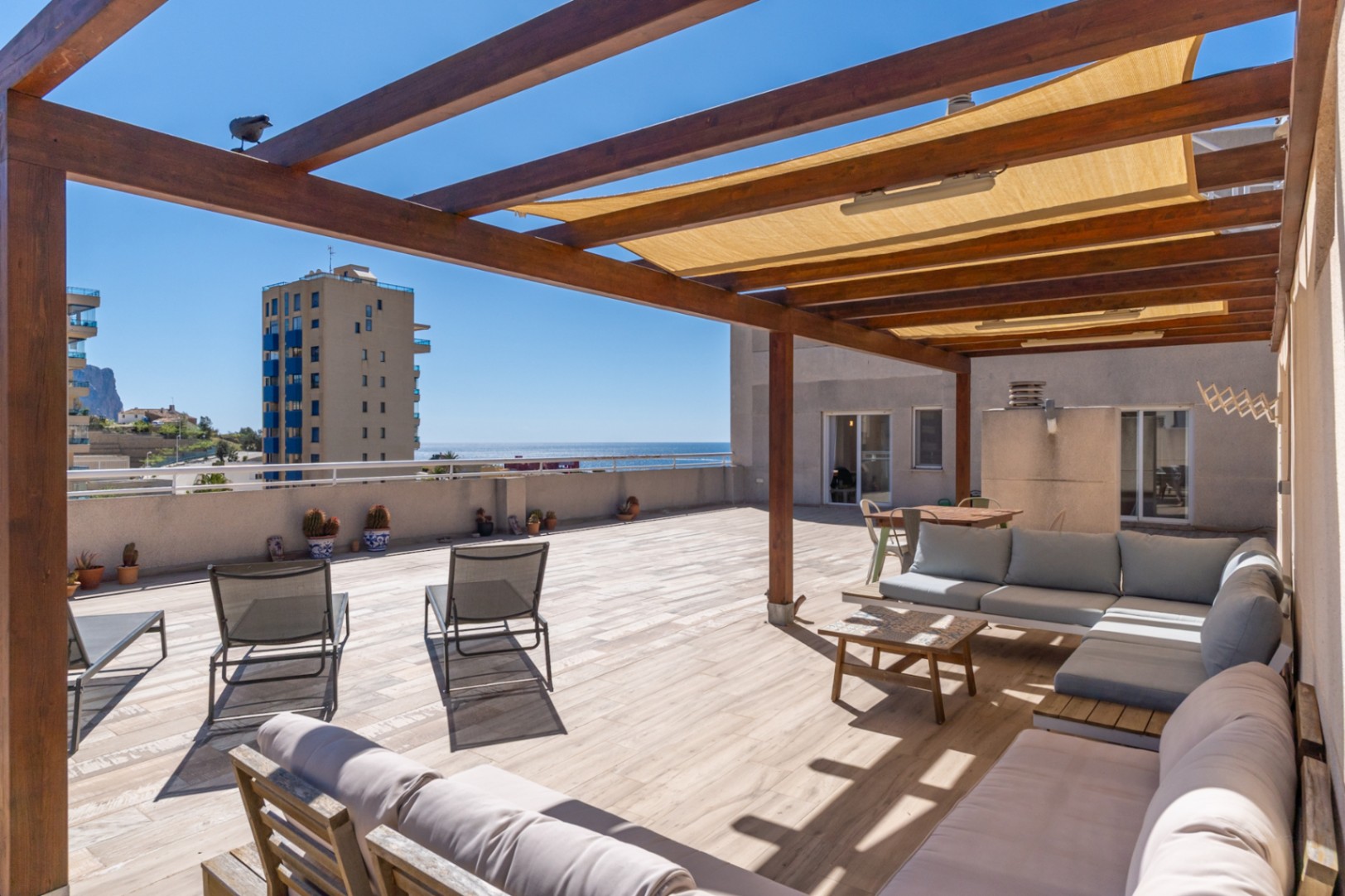 Ático con espectacular terraza de más de 120 m² en La Canuta, Calpe
